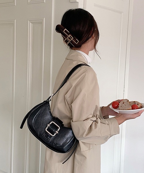 LAFFMO（ラフモ）の「ショルダーバッグ（ショルダーバッグ・レディース・ブラック/ブルー/アイボリー/ネイビー/ブラウン/シルバー・F）」の15枚目の写真