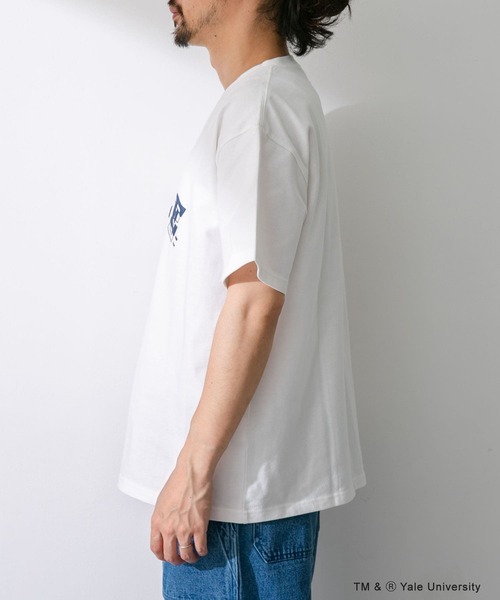 URBAN RESEARCH Sonny Label(アーバンリサーチサニーレーベル)の「YALEカレッジエンブロイダリーTシャツ(Tシャツ/カットソー・メンズ・オフホワイト/ネイビー・LARGE/MEDIUM)」の8枚目の写真