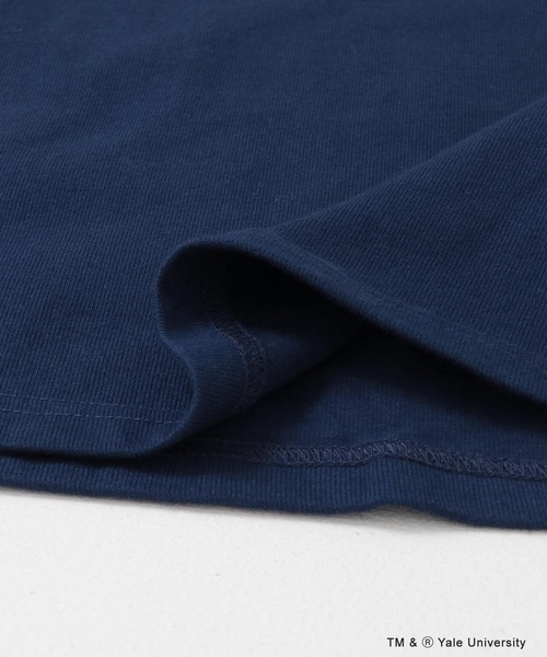 URBAN RESEARCH Sonny Label(アーバンリサーチサニーレーベル)の「YALEカレッジエンブロイダリーTシャツ(Tシャツ/カットソー・メンズ・オフホワイト/ネイビー・LARGE/MEDIUM)」の17枚目の写真