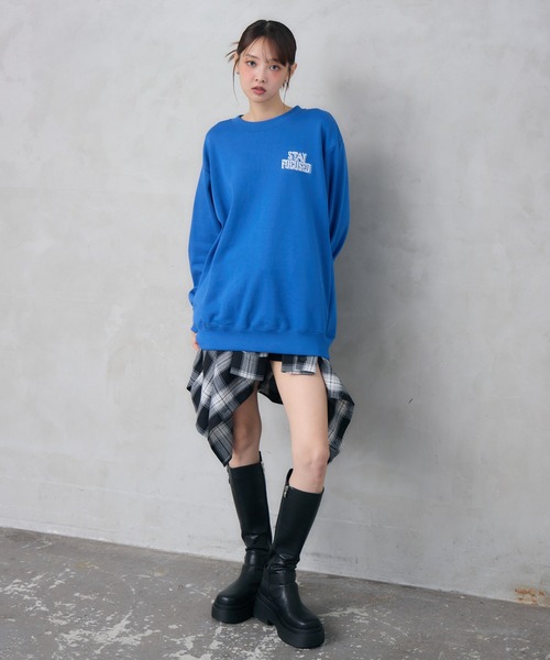 ENVYM（アンビー）の「バックデザインビッグスウェット（スウェット・レディース・ブルー/ブラック/ホワイト・FREE）」の16枚目の写真