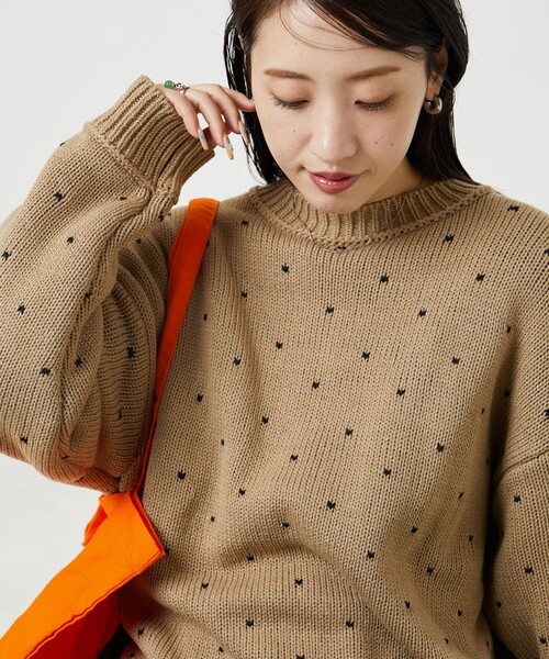 FREAK'S STORE(フリークスストア)の「限定展開 ミニハート ジャガード プルオーバー(ニット/セーター・レディース・チャコールグレー/オフホワイト/ネイビー/ベージュ・フリ-)」の5枚目の写真