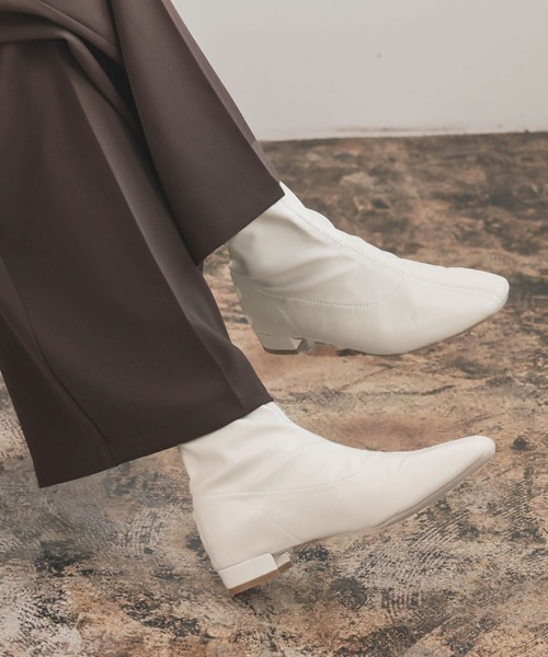 DONOBAN（ドノバン）の「スクエアトゥローブーツ（ブーツ・レディース・アイボリー/ブラック/ブラウン・M/S/LL/L）」の8枚目の写真