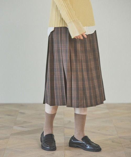 LAKOLE（ラコレ）の「プリーツミディスカート / 149571（スカート・レディース・ブラウン/グレー/ブラック・SMALL/MEDIUM）」の20枚目の写真