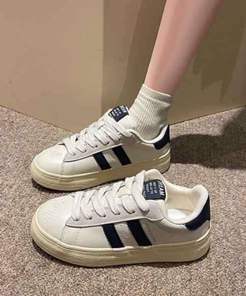 Vipoa（ヴィポア）の「ラインクラシックスニーカー（スニーカー・レディース・グリーン/アイボリー/ブルー/グレー・MEDIUM/SMALL/LARGE）」の6枚目の写真