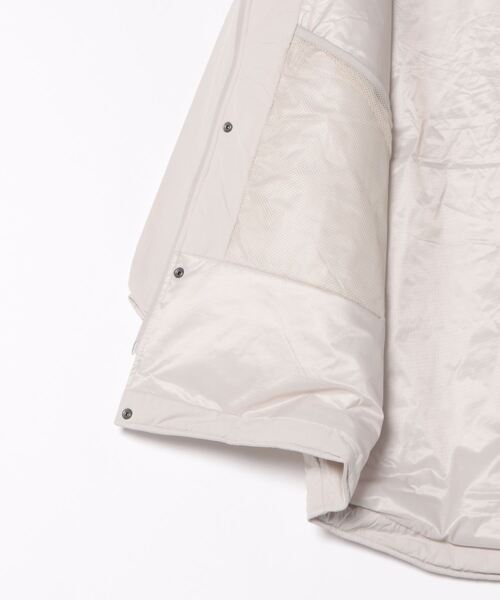 WILD THINGS(ワイルドシングス)の「W'S MONSTER PARKA(ダウンジャケット/コート・レディース・ホワイト系/ブラック・S/M)」の4枚目の写真