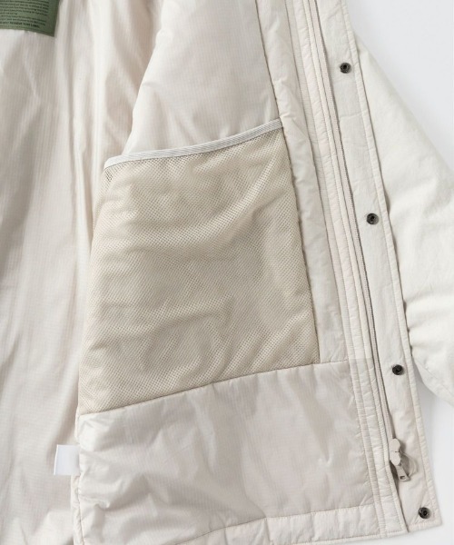 WILD THINGS(ワイルドシングス)の「W'S MONSTER PARKA(ダウンジャケット/コート・レディース・ホワイト系/ブラック・S/M)」の9枚目の写真