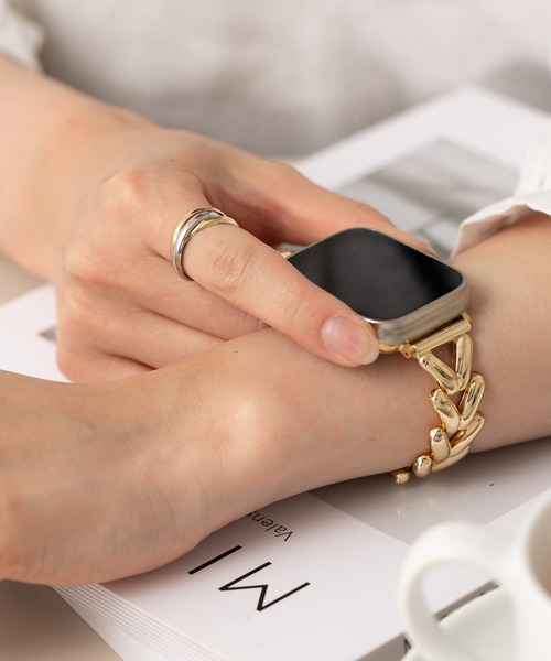 emonique(エモニーク)の「スマートウォッチバンド Apple Watch バンド 合金【38/40/41/42/44/45/49mm対応】(デジタル腕時計・レディース・ブラック/シルバー/ゴールド/ピンクゴールド・38/42)」の11枚目の写真