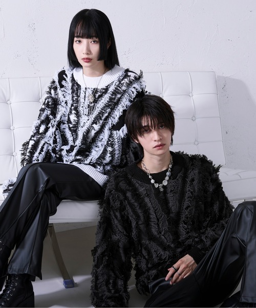 Ellno Loset(エルノロゼット)の「フリンジジャガードプルオーバー(ニット/セーター・メンズ・ブラック/オフホワイト/パープル・SMALL/MEDIUM/LARGE)」の14枚目の写真