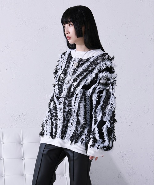 Ellno Loset(エルノロゼット)の「フリンジジャガードプルオーバー(ニット/セーター・メンズ・ブラック/オフホワイト/パープル・SMALL/MEDIUM/LARGE)」の8枚目の写真