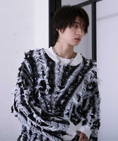 Ellno Loset(エルノロゼット)の「フリンジジャガードプルオーバー(ニット/セーター・メンズ・ブラック/オフホワイト/パープル・SMALL/MEDIUM/LARGE)」の18枚目の写真