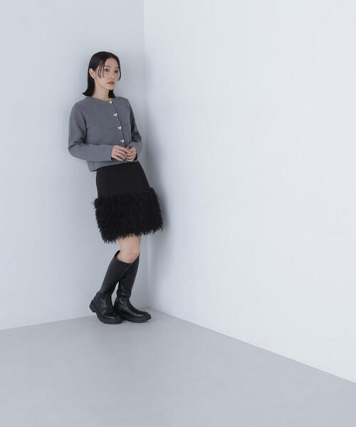 NATURAL BEAUTY BASIC（ナチュラルビューティーベーシック）の「◇ハートボタンニットジャケット（カーディガン/ボレロ・レディース・ブラック/グレー/オフホワイト・FREE）」の4枚目の写真