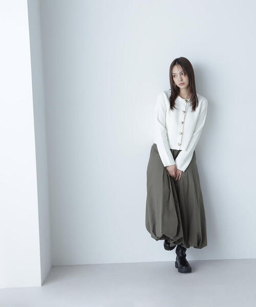 NATURAL BEAUTY BASIC（ナチュラルビューティーベーシック）の「◇ハートボタンニットジャケット（カーディガン/ボレロ・レディース・ブラック/グレー/オフホワイト・FREE）」の16枚目の写真