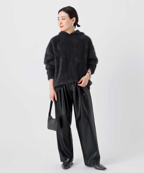 AP STUDIO（エーピーストゥディオ）の「レザーライクイージーパンツ（スラックス・レディース・ブラウン/ブラック・36/38）」の22枚目の写真