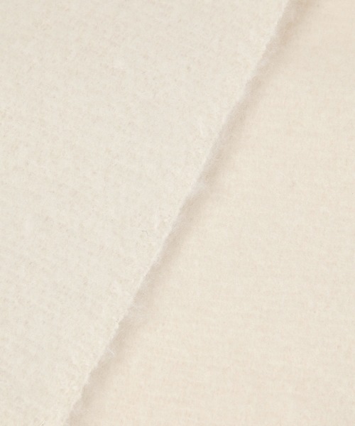 BAYFLOW（ベイフロー）の「[今年らしいボリューム感]ロゴ刺繍マフラー（マフラー・レディース・オフホワイト/サックスブルー・FREE）」の13枚目の写真