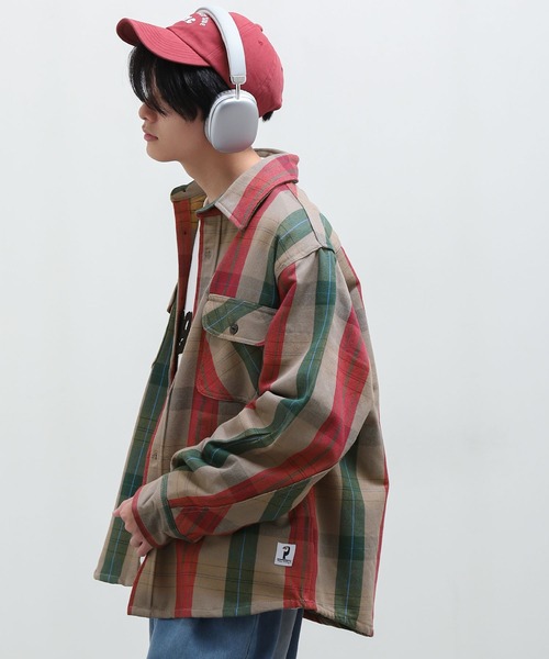 Toucan Surfing(トゥーカンサーフィン)の「【Toucan Surfing】 ヘビーネル 裏起毛 長袖 CPOシャツ 綿100(シャツ/ブラウス・メンズ・マルチ/ベージュ系1/ブルー系/オレンジ系/グリーン系/ベージュ系/サックスブルー系/ブラック×グリーン/ブラック×ブルー/ブラック×ホワイト/ブラック×グレー・LARGE/MEDIUM/X-LARGE)」の6枚目の写真