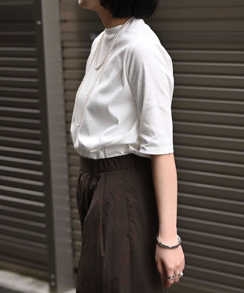&HALF(アンドハーフ)の「接触冷感クルーネック半袖カットソー(Tシャツ・日本製)(Tシャツ/カットソー・レディース・ブルー/オフホワイト/ネイビー/ベージュ/ブラック/ピンク・M/LL/L)」の15枚目の写真