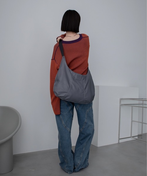 Newjeans 着用 /STAND OIL/Plump bag/ビーガンレザー Plump Bag · プランプバッグ(クリーム) – Stand Oil Japan