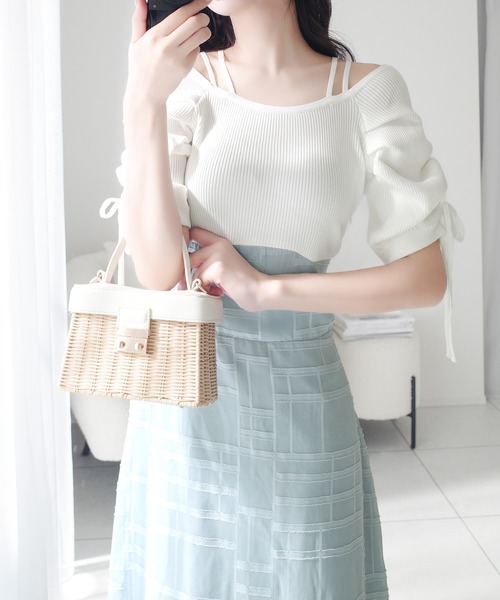 mily bilet（ミウィビレット）の「【mily bilet】1枚で映える主役級。オフショル2wayパフ袖リボンニットドッキングワンピース（ワンピース・レディース・ベージュ系2/グレー/ベージュ系1・X-LARGE/SMALL/MEDIUM/LARGE）」の13枚目の写真