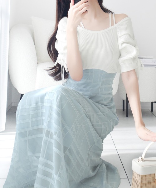 mily bilet（ミウィビレット）の「【mily bilet】1枚で映える主役級。オフショル2wayパフ袖リボンニットドッキングワンピース（ワンピース・レディース・ベージュ系2/グレー/ベージュ系1・X-LARGE/SMALL/MEDIUM/LARGE）」の18枚目の写真