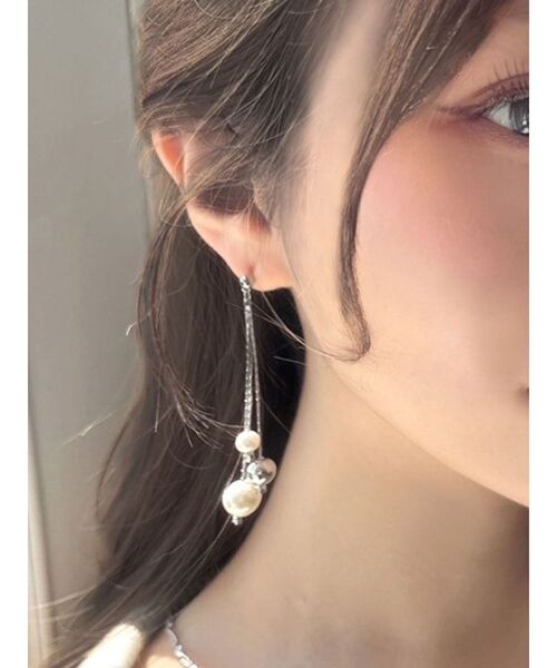 RESEXXY(リゼクシー)の「パールポイントピアス(ピアス(両耳用)・レディース・ゴールド/シルバー・FREE)」の2枚目の写真