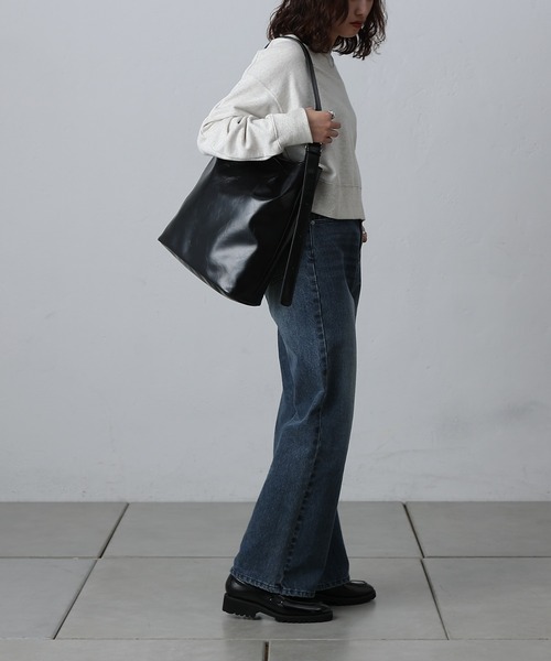 COLONY 2139（コロニートゥーワンスリーナイン）の「ヴィンテージ合皮ワンショルダーバッグ（ショルダーバッグ・レディース・ブラウン/アイボリー/ブラック・FREE）」の9枚目の写真