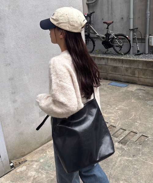 ヴィンテージ合皮ワンショルダーバッグ（ショルダーバッグ）｜COLONY