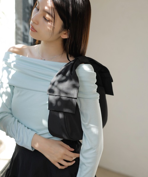 VIS（ビス）の「ビッグリボンハンドルバッグ（ハンドバッグ・レディース・オフホワイト/ブラック/シルバー・FREE）」の3枚目の写真