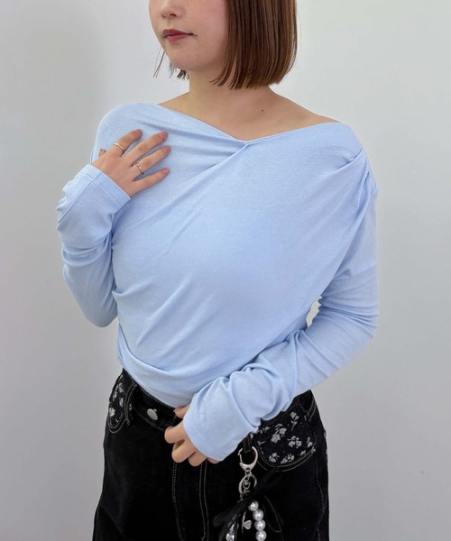 archives(アルシーヴ)の「タックカットドレープTOPS(Tシャツ/カットソー・レディース・オフホワイト/チャコールグレー/ブルー・MEDIUM)」の21枚目の写真