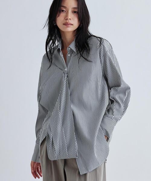 GALLEST（ギャレスト）の「マルチウェイストライプカシュクールシャツ（シャツ/ブラウス・レディース・ブラック系2/グリーン系3・38）」の17枚目の写真
