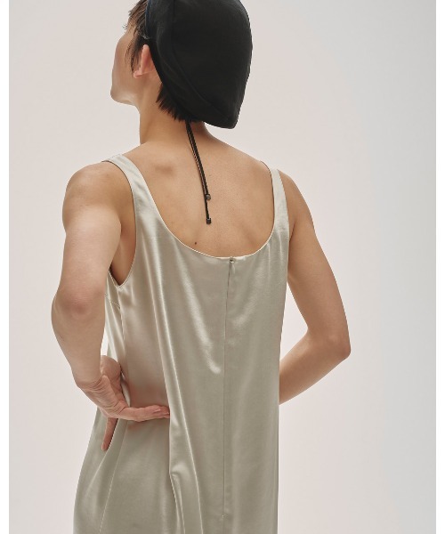 Squareneck Satin Dress（ワンピース）｜TODAYFUL（トゥデイフル