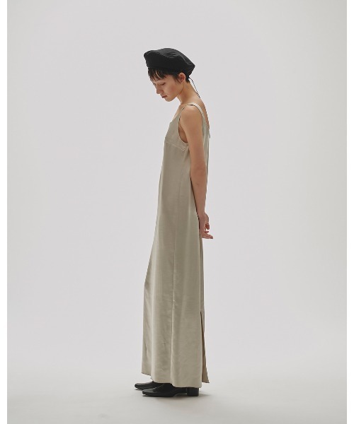 Squareneck Satin Dress（ワンピース）｜TODAYFUL（トゥデイフル