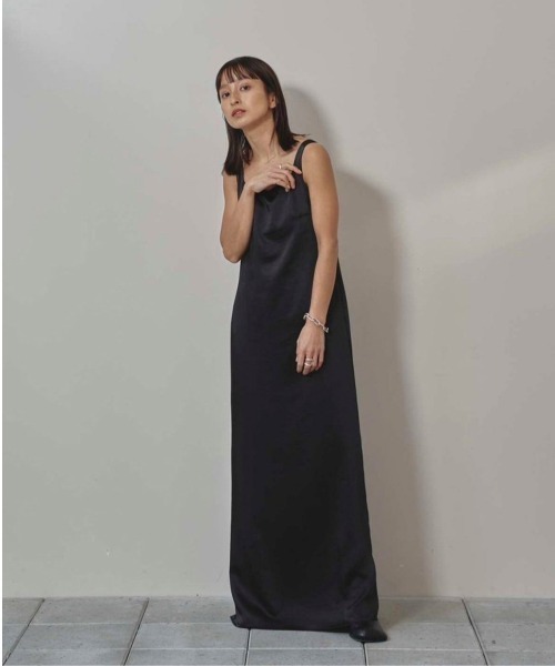 Squareneck Satin Dress（ワンピース）｜TODAYFUL（トゥデイフル