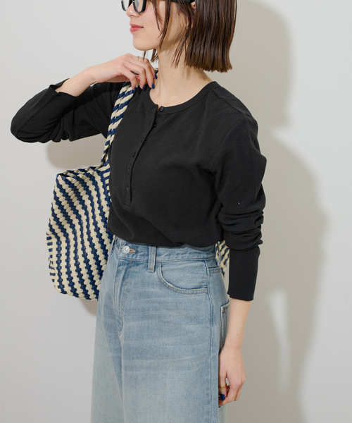 JOURNAL STANDARD relume(ジャーナルスタンダード レリューム)の「ベアテレコ2WAYヘンリーネックプルオーバー(Tシャツ/カットソー・レディース・ブラック/チャコールグレー/ホワイト系その他/ホワイト・FREE)」の9枚目の写真
