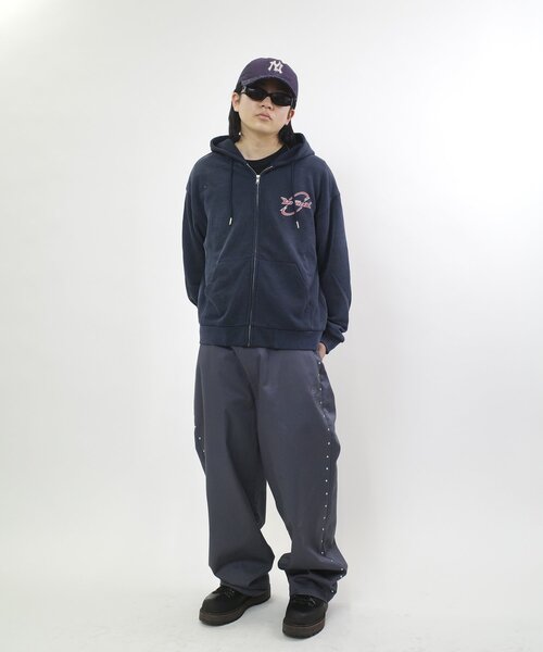 who's who gallery BRONX パーカー スウェット グレー 黒 WHO'S WHO gallery（フーズフーギャラリー）の「【KOOKY'N