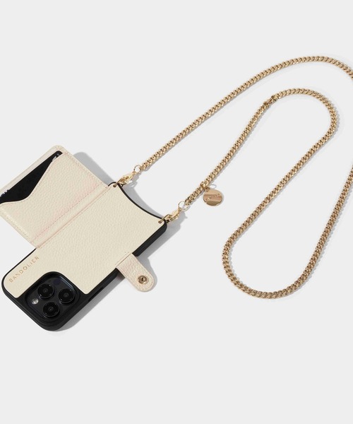 BANDOLIER(バンドリヤー)の「BANDOLIER / MONA STUDDED MAGSAFE iphone16 シリーズケース(スマホケース/カバー・レディース・レッド/オフホワイト・iPhone 16/iPhone 16 Pro Max/iPhone 16 Pro)」の3枚目の写真