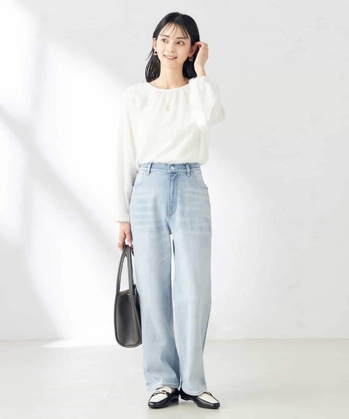 a.v.v(アーヴェヴェ)の「フェザートップス(Tシャツ/カットソー・レディース・ホワイト/ライトグレー・38/36)」の5枚目の写真