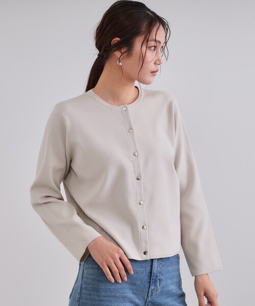 OPAQUE.CLIP（オペークドットクリップ）の「スナップボタンショートニットカーディガン【洗濯機洗い可】（カーディガン/ボレロ・レディース・ブラック/ベビーピンク/ライトグレー/ブルー系その他・38/40/42）」の19枚目の写真