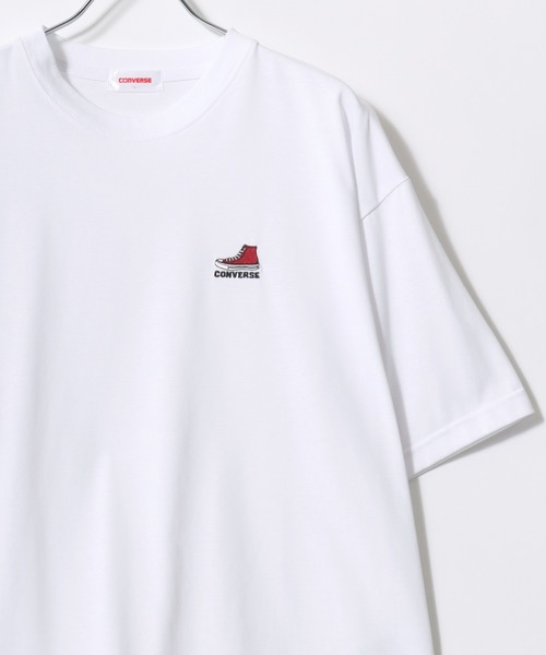 CONVERSE(コンバース)の「CONVERSE/コンバース オーバーサイズ DRY 吸水速乾 UVカット ワンポイントシューズ刺繍 半袖Tシャツ レディース メンズ(Tシャツ/カットソー・レディース・ベージュ/ホワイト/ブルー/ブラック・M/L/LL)」の1枚目の写真