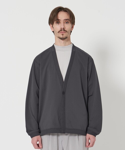 BEAUTY&YOUTH UNITED ARROWS(ビューティーアンドユースユナイテッドアローズ)の「マルチ ファンクション 1ボタン カーディガン‐吸水速乾 UVカット‐(カーディガン/ボレロ・メンズ・ライトグレー/ブラック/グレー・S/XL/L/M)」の16枚目の写真