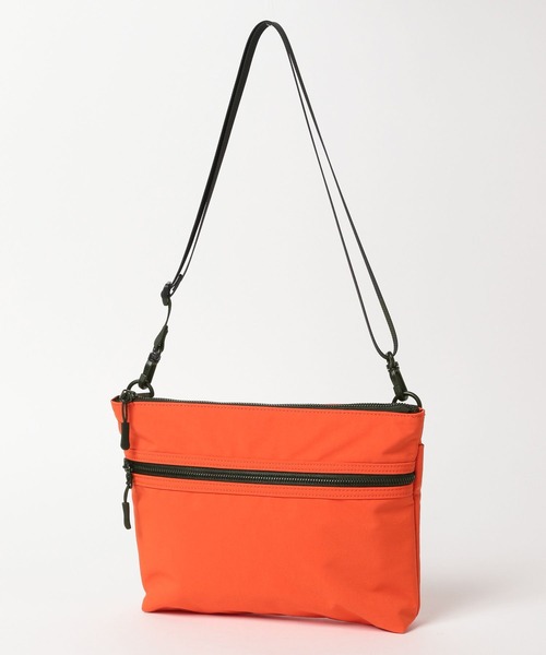 GLOBAL WORK（グローバルワーク）の「撥水スマらくサコッシュ/325977（ショルダーバッグ・メンズ・ブラック/アイボリー/オレンジ/グレー・ONE SIZE）」の18枚目の写真