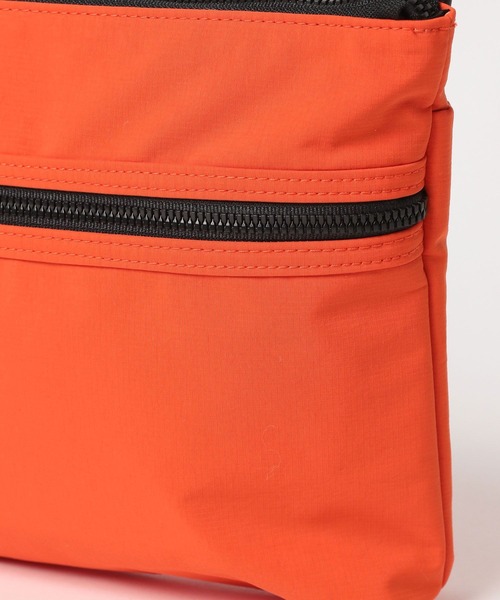 GLOBAL WORK（グローバルワーク）の「撥水スマらくサコッシュ/325977（ショルダーバッグ・メンズ・ブラック/アイボリー/オレンジ/グレー・ONE SIZE）」の13枚目の写真