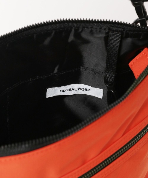 GLOBAL WORK（グローバルワーク）の「撥水スマらくサコッシュ/325977（ショルダーバッグ・メンズ・ブラック/アイボリー/オレンジ/グレー・ONE SIZE）」の14枚目の写真