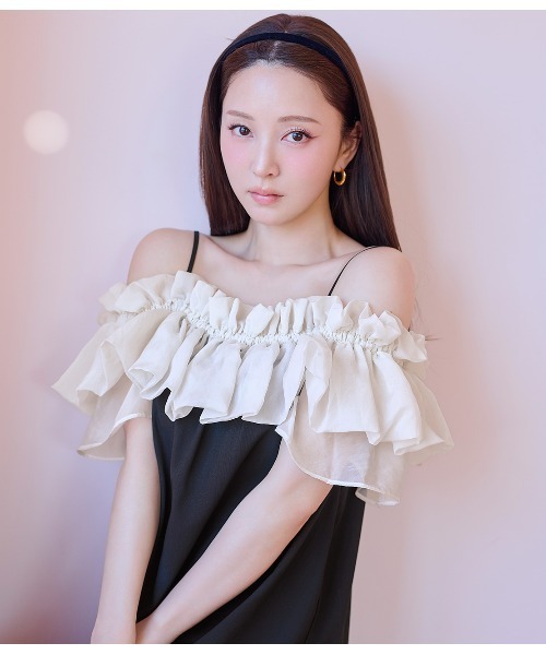 PEACH JOHN（ピーチジョン）の「オフショルフリルワンピ（ワンピース・レディース・ベージュ/ホワイト/ブラック・ONE SIZE）」の9枚目の写真