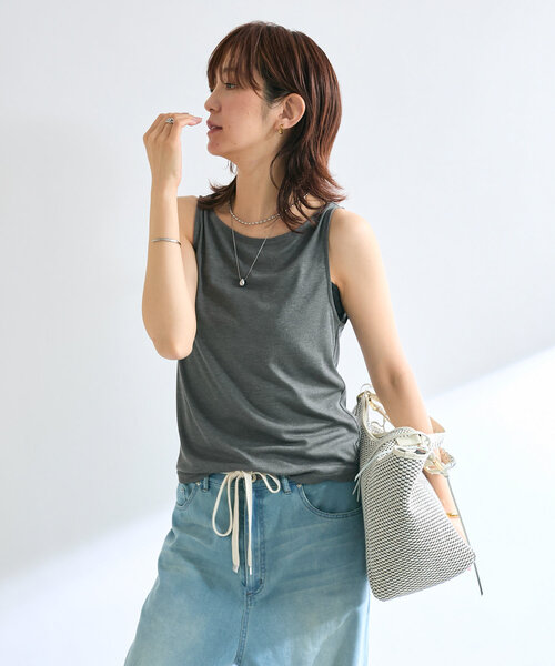 RIVE DROITE（リヴドロワ）の「【MONN.:.(モン)】MONN/ボートネックタンク（タンクトップ・レディース・ブラック/チャコールグレー/オフホワイト・FREE）」の3枚目の写真
