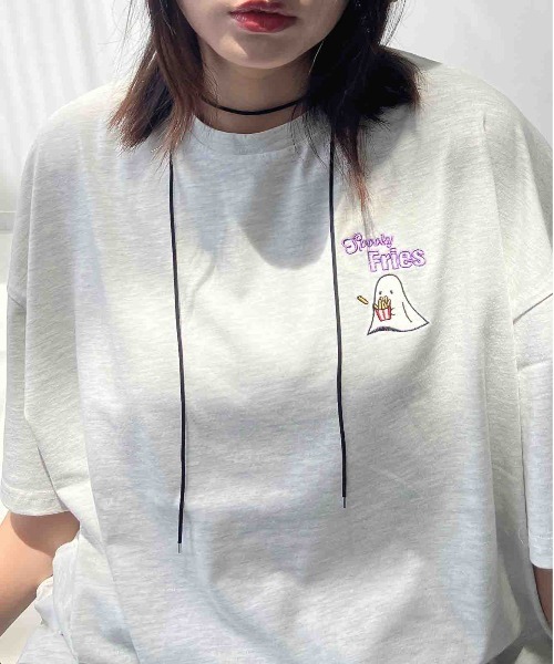 AS KNOW AS plus(アズノゥアズプラス)の「●ワンポイント刺繍 おばけプリントビッグサイズ半袖Tシャツ(Tシャツ/カットソー・レディース・オフホワイト/スミクロ/オートミール/ワイン系/ホワイト系/ブラック系/アイボリー系1/ブラック系1/ピンク系1/ホワイト系1・FREE)」の20枚目の写真
