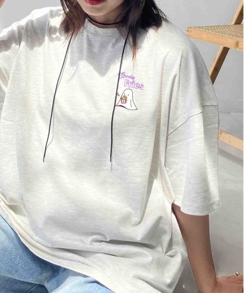 AS KNOW AS plus(アズノゥアズプラス)の「●ワンポイント刺繍 おばけプリントビッグサイズ半袖Tシャツ(Tシャツ/カットソー・レディース・オフホワイト/スミクロ/オートミール/ワイン系/ホワイト系/ブラック系/アイボリー系1/ブラック系1/ピンク系1/ホワイト系1・FREE)」の21枚目の写真