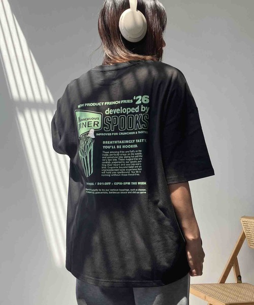 AS KNOW AS plus(アズノゥアズプラス)の「●ワンポイント刺繍 おばけプリントビッグサイズ半袖Tシャツ(Tシャツ/カットソー・レディース・オフホワイト/スミクロ/オートミール/ワイン系/ホワイト系/ブラック系/アイボリー系1/ブラック系1/ピンク系1/ホワイト系1・FREE)」の15枚目の写真