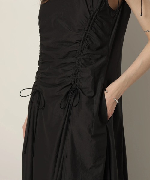 CADUNE(カデュネ)の「エアードロストワンピース(ワンピース・レディース・ブラック/ブラウン/オレンジ・36/38)」の12枚目の写真