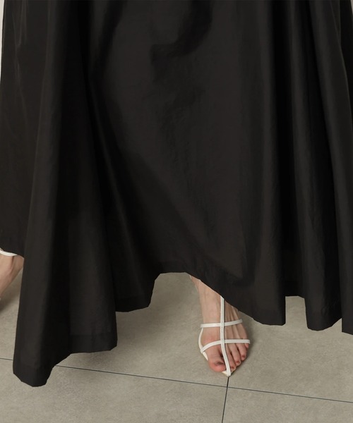 CADUNE(カデュネ)の「エアードロストワンピース(ワンピース・レディース・ブラック/ブラウン/オレンジ・36/38)」の16枚目の写真