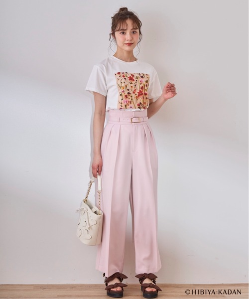 31 Sons de mode(トランテアン ソン ドゥ モード)の「2025春夏新作 【HIBIYA-KADANコラボ】フラワープリントTEE(Tシャツ/カットソー・レディース・ブラック/サックスブルー/オフホワイト・フリ-)」の4枚目の写真